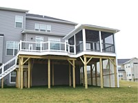 <b>Screened Porch and Deck</b>